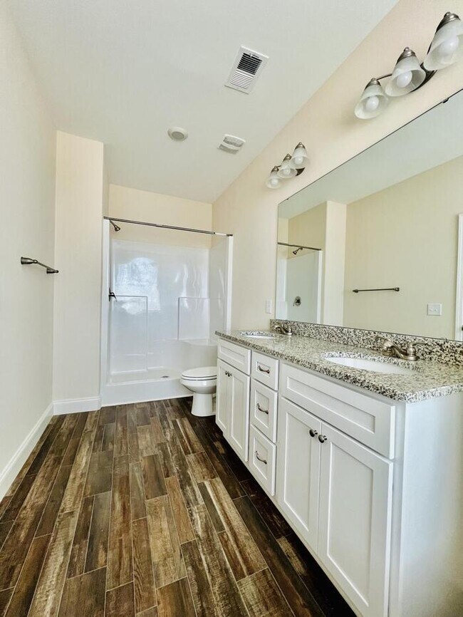 Building Photo - Brand New 3 Bedroom 2 Bath Single Family Home