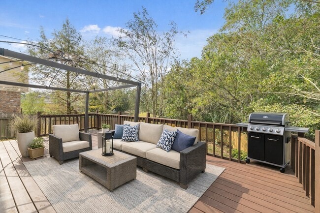 Building Photo - 2317 Jefferson Crossing Dr