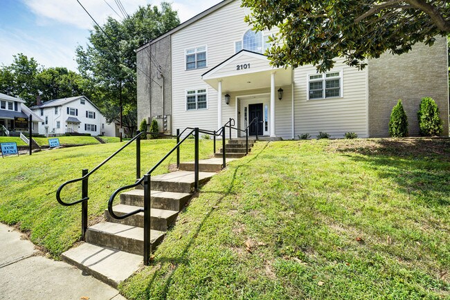 Primary Photo - 2101 Speed Ave