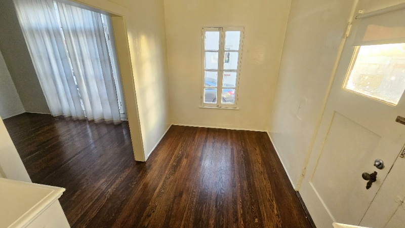 Building Photo - 1425 Echo Park Ave