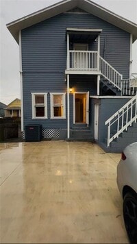 Building Photo - 1910 E Columbus Dr