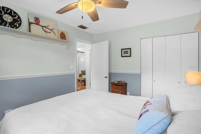 Building Photo - 739 Seminole Ave