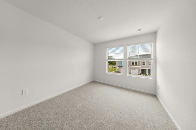 Building Photo - 4903 SW 81st Lp