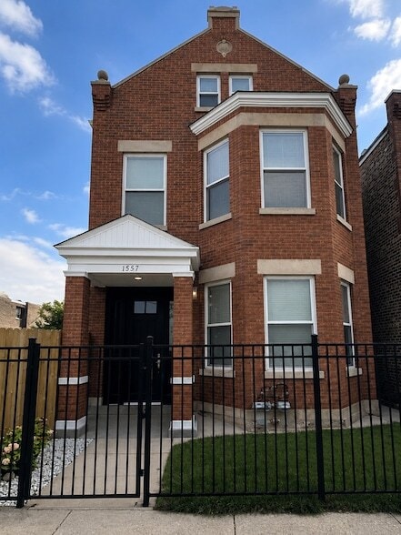 Building Photo - 1837 S Harding Ave