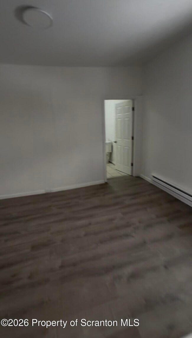 Building Photo - 375 Grove St