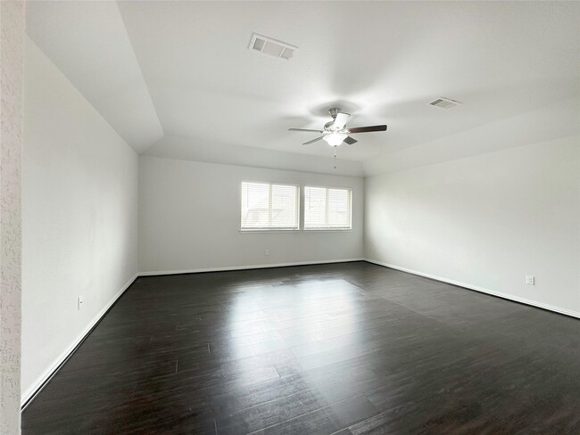 Building Photo - 23610 Carducci Dr