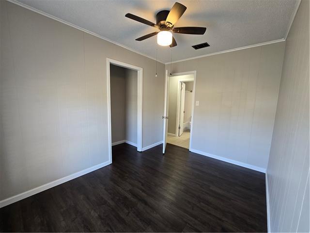 Building Photo - 121 Sunshine Dr