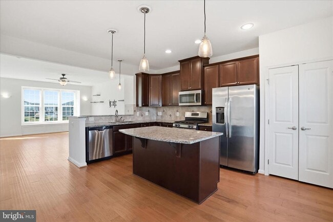 Building Photo - 166 Trout Lily Dr