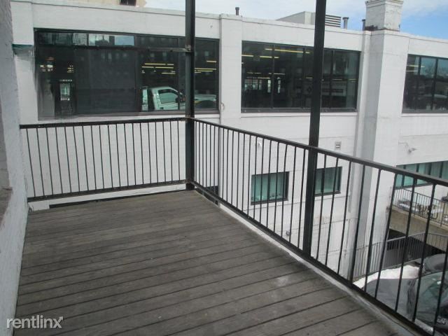 Building Photo - 5 br, 2 bath Triplex - 6 Lothian Rd 2