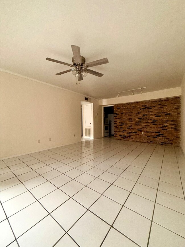 Building Photo - 2507 Montrose Blvd