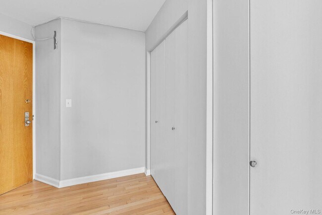 Building Photo - 85 McKinley Ave