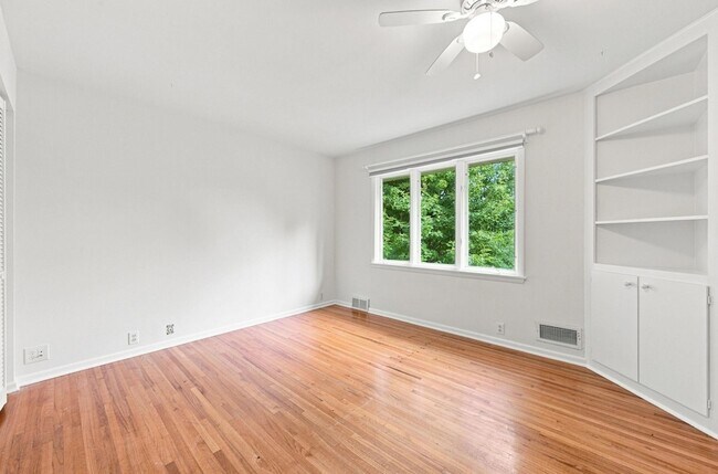 Building Photo - 5300 Logan Ave S