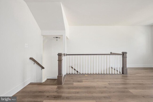 Building Photo - 356 Evermore Ln