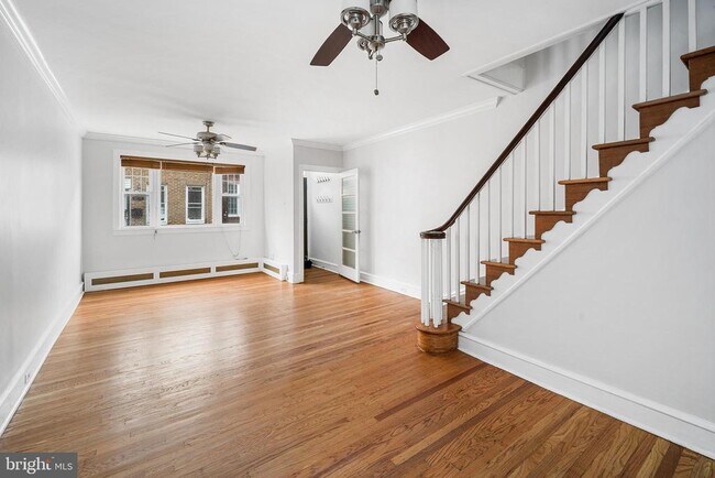 Building Photo - 623 Gerritt St