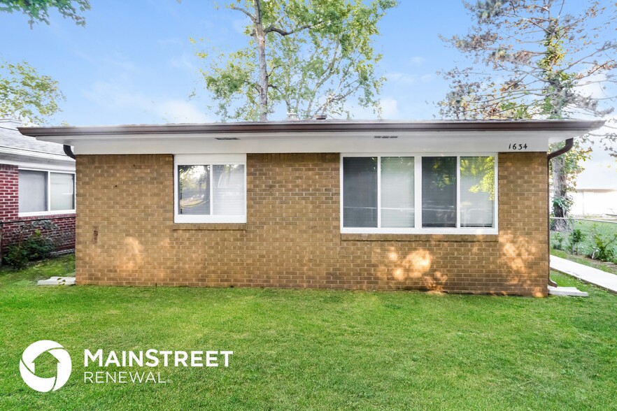 Building Photo - 1634 N Goodlet Ave