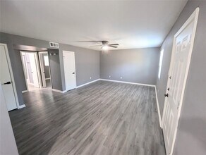 Building Photo - 2015 Rosalee St