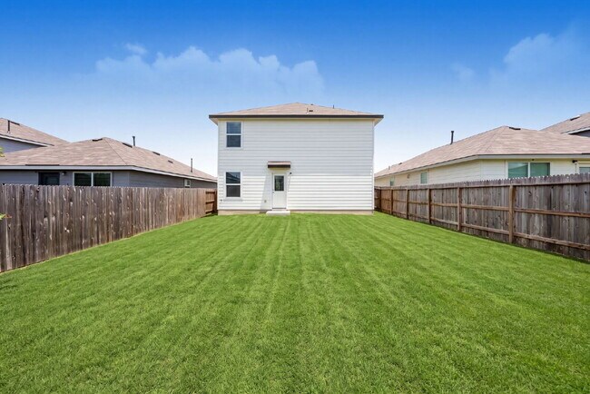Building Photo - RESORT STYLE AMENITIES!! Multiple Pools. Lazy River. Splash Pad and Water Slides. Fitness Center....