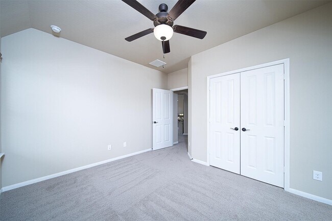 Building Photo - 5203 Heather Meadow Ln