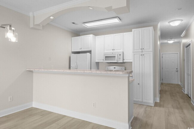 Building Photo - 4519 N Plantation Harbour Dr