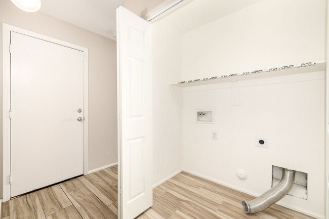 Building Photo - 2205 N 109th Ave