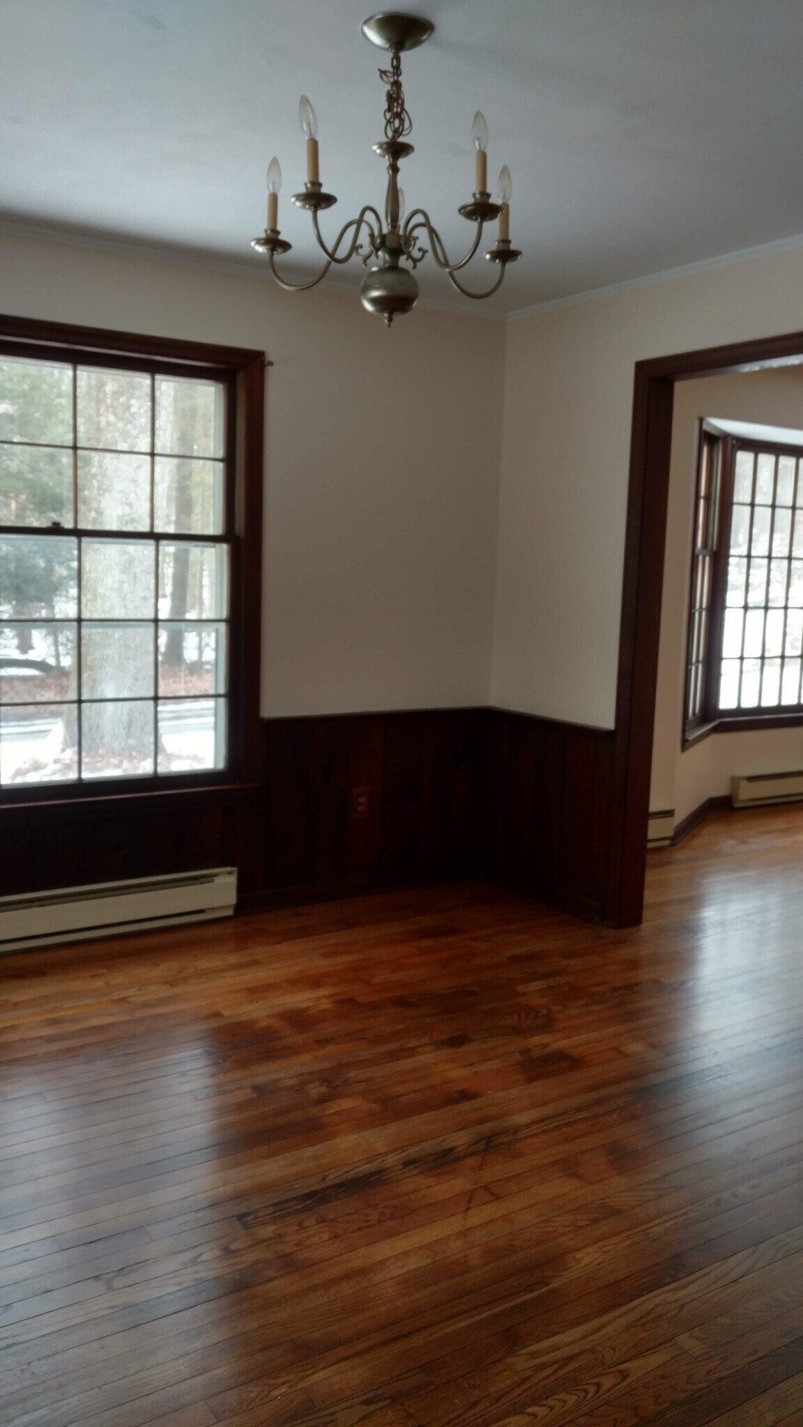 Building Photo - 631 Litchfield Tpke