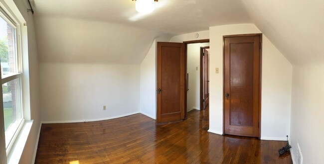 Building Photo - 2 Bedroom Single Family House Stanton Heights