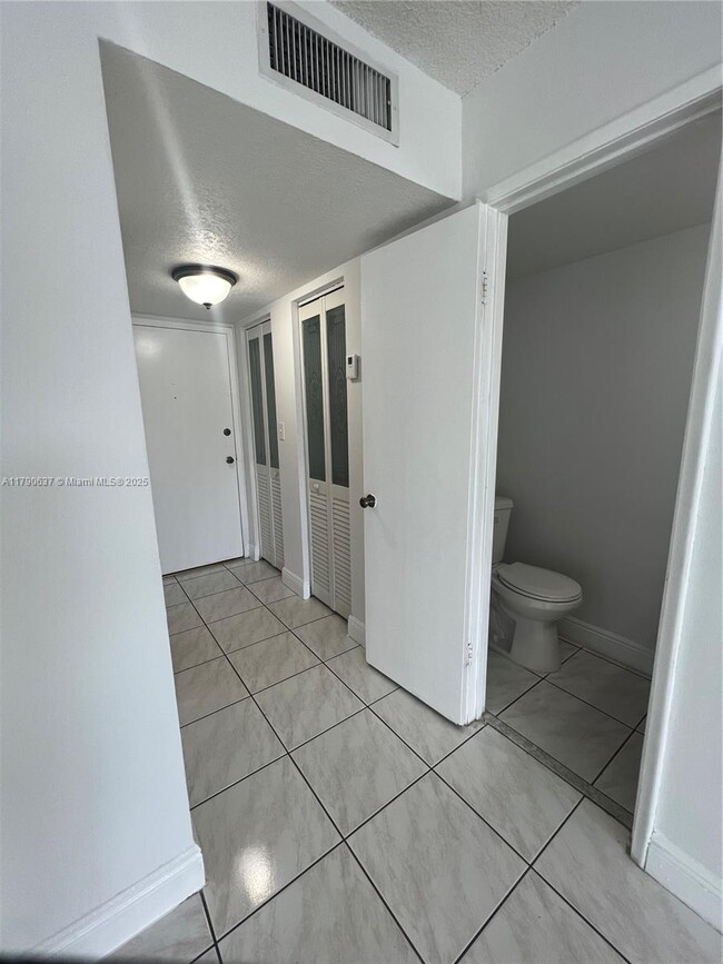 Building Photo - 5731 NW 37th St