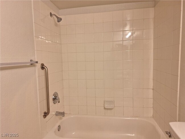 Building Photo - 9620 W Russell Rd