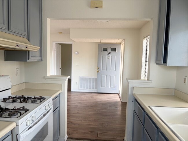 Building Photo - 4813 Nara Vista Way