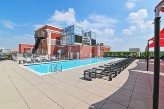 Building Photo - South Side on Lamar