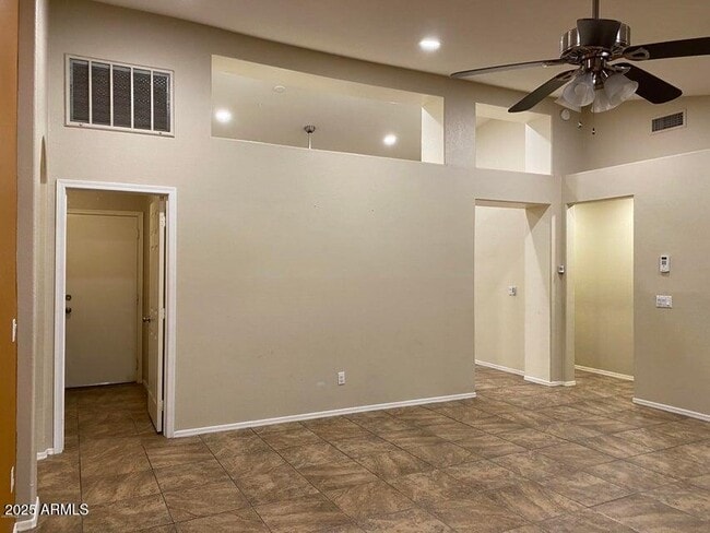 Building Photo - 870 N Madrid Ln