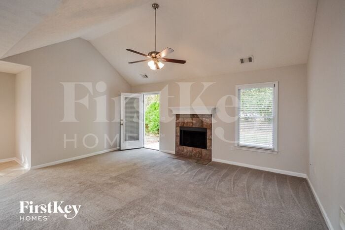 Building Photo - 160 Creekstone Ct