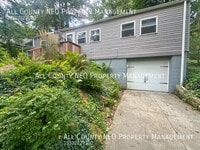 Building Photo - 700 Lafayette Dr