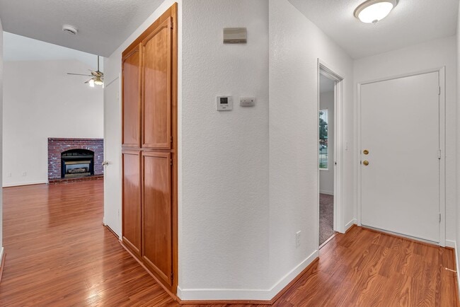 Building Photo - 101 Citrus Ave