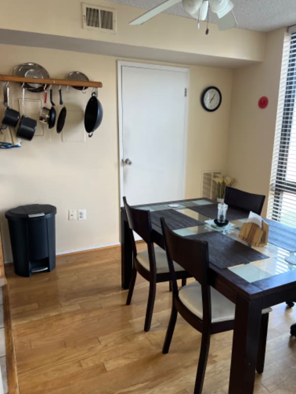 Building Photo - 4500 S Four Mile Run Dr