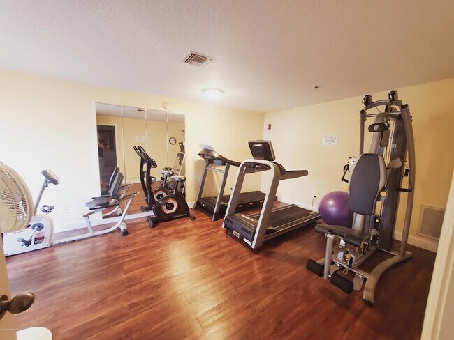 Building Photo - 3740 Ocean Beach Blvd