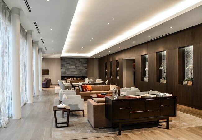 Building Photo - 580 Washington St