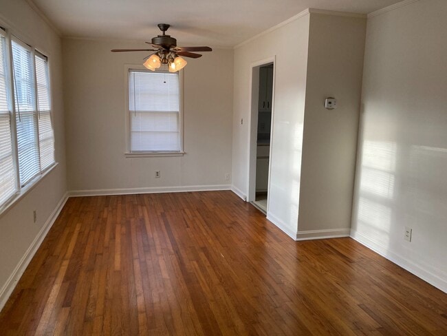 Building Photo - 2/1 Home in Garden Lakes $995.00