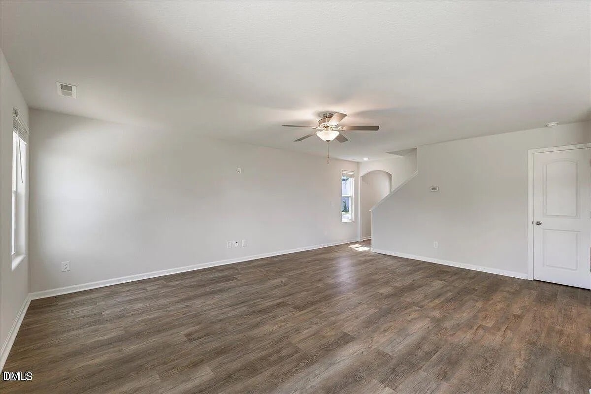 Building Photo - Room in House on Alderman Way