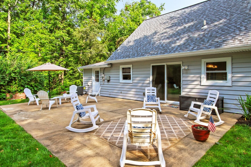 Building Photo - 13007 Melville Ln