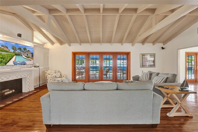 Building Photo - 609 Isle of Palms Dr