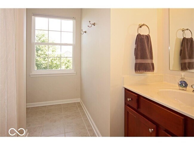 Building Photo - 13628 Stanford Dr