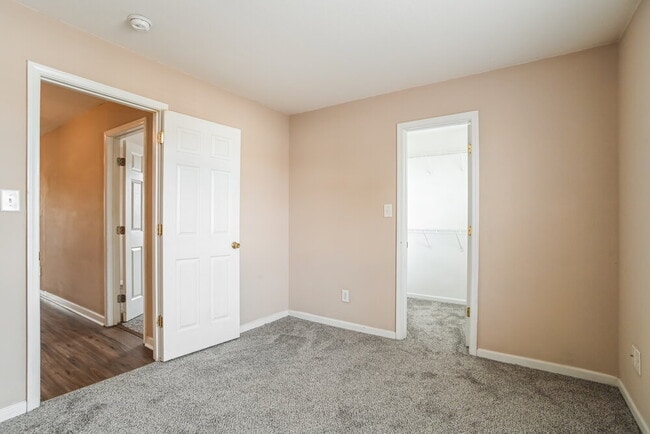 Building Photo - 10030 Orchard Grass Ct