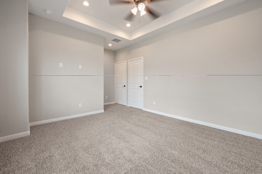 Building Photo - 14010 Longstreet Rd