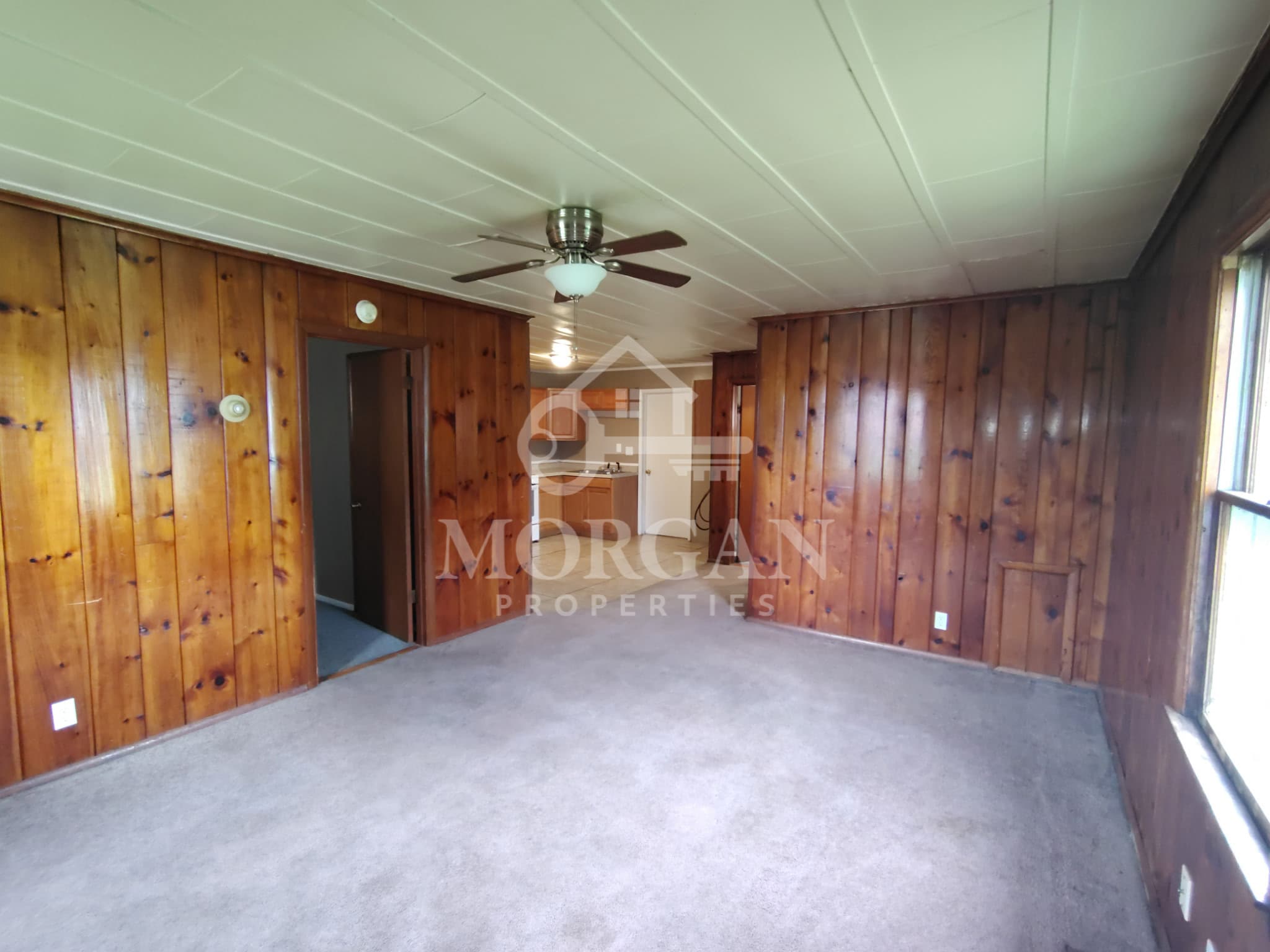 Building Photo - 1326 E 35th St