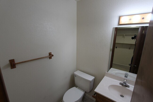 Building Photo - Bright 2BR Townhome in Boyington Heights | Private Balcony + Fenced Backyard