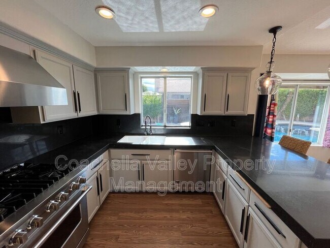 Building Photo - 69731 Willow Ln