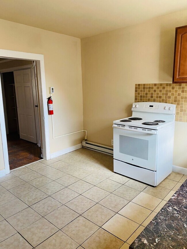 Building Photo - 5447 Torresdale Ave