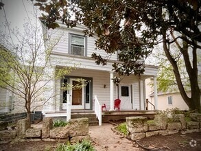 Building Photo - Four Bedroom Historic Clifton Gem!