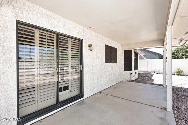 Building Photo - 17218 N Desert Glen Dr